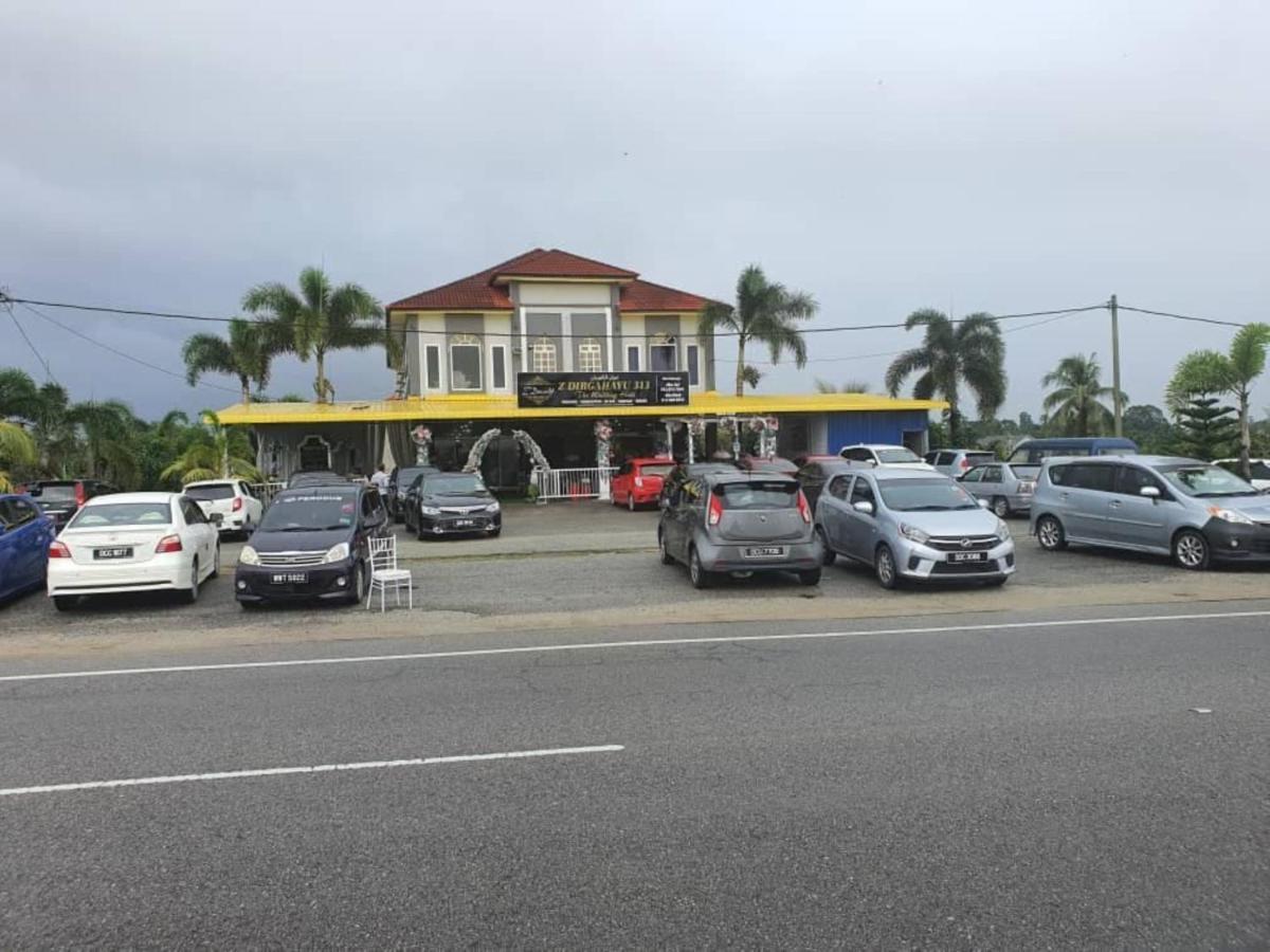 Oyo 90404 Hotel Z Dirgahayu 313 Pasir Mas Exterior photo