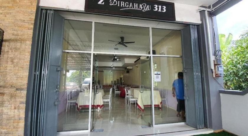 Oyo 90404 Hotel Z Dirgahayu 313 Pasir Mas Exterior photo